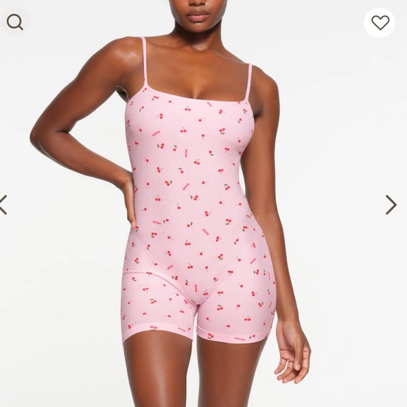 Skims cherry blossom onesie size large - Picture 2 of 9